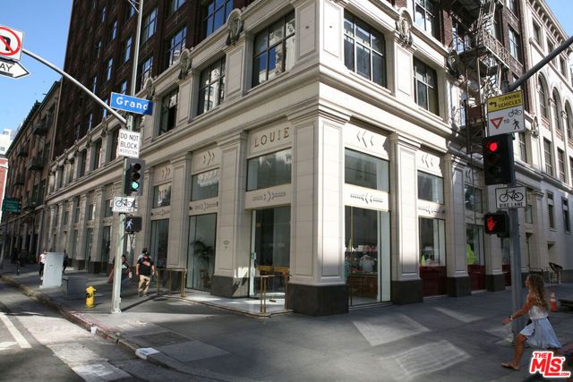 630 W 6th Street 303, Los Angeles, CA 90017