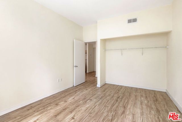 630 W 6th Street 303, Los Angeles, CA 90017