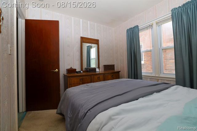 9556 Round Lake Boulevard, White Lake, MI 48386
