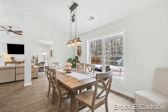 19200 Glendale Circle, Spring Lake Twp, MI 49456