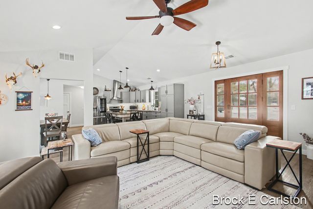 19200 Glendale Circle, Spring Lake Twp, MI 49456