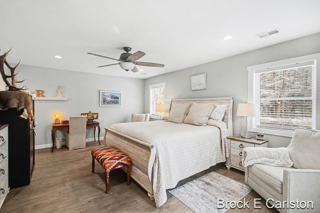 19200 Glendale Circle, Spring Lake Twp, MI 49456