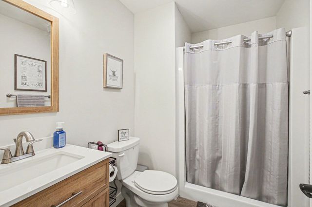 19200 Glendale Circle, Spring Lake Twp, MI 49456