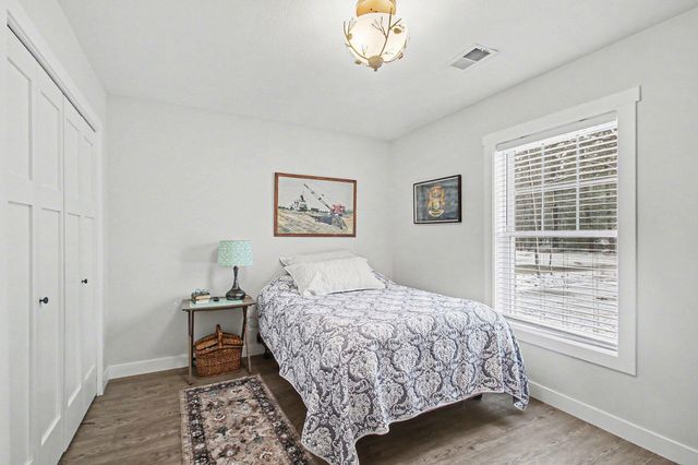 19200 Glendale Circle, Spring Lake Twp, MI 49456