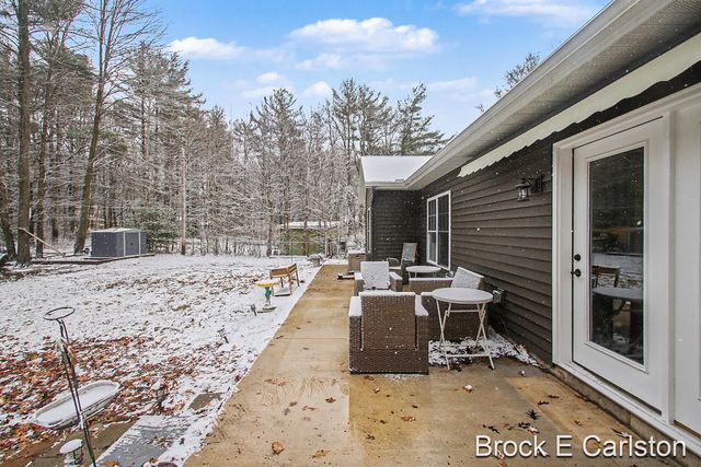 19200 Glendale Circle, Spring Lake Twp, MI 49456