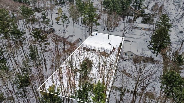 19200 Glendale Circle, Spring Lake Twp, MI 49456