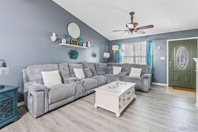 1353 Westchester Drive, Herculaneum, MO 63048