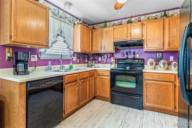 1353 Westchester Drive, Herculaneum, MO 63048