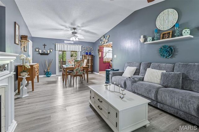 1353 Westchester Drive, Herculaneum, MO 63048