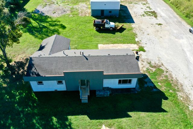 3344 W Farm Rd 146, Springfield, MO 65807