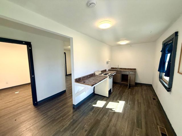 3344 W Farm Rd 146, Springfield, MO 65807