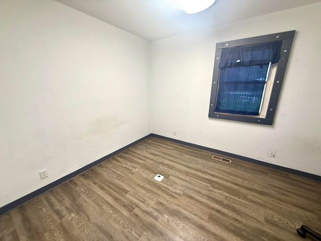 3344 W Farm Rd 146, Springfield, MO 65807