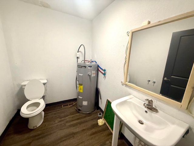 3344 W Farm Rd 146, Springfield, MO 65807