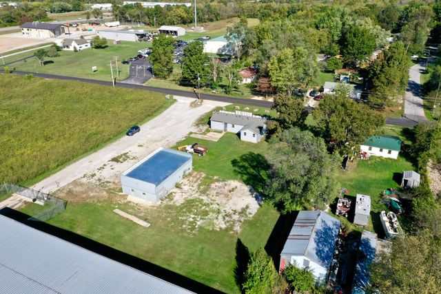 3344 W Farm Rd 146, Springfield, MO 65807