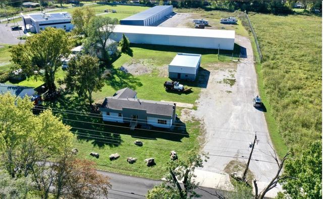 3344 W Farm Rd 146, Springfield, MO 65807