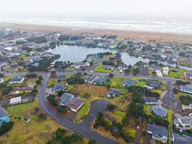 901 344th Street, Ocean Park, WA 98640