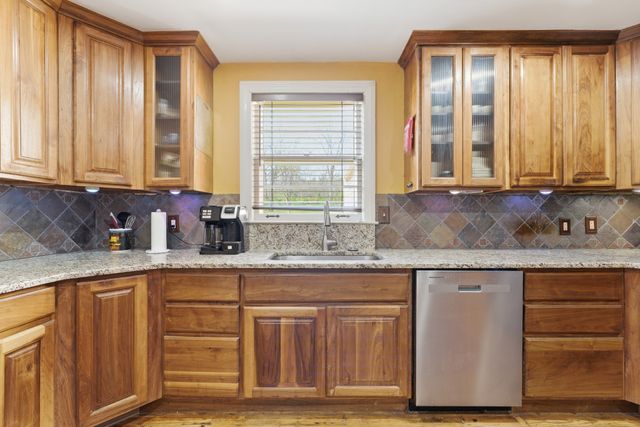 520 E Marthona Rd, Madison, TN 37115