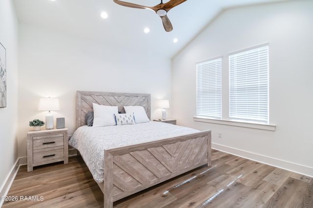 425 Heart D Farm Road 1-10, Youngsville, LA 70592