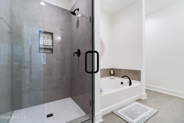 425 Heart D Farm Road 1-10, Youngsville, LA 70592