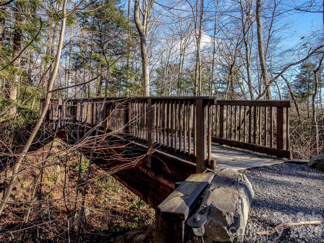 1 East Owl Creek Lane, Fairview, NC 28730