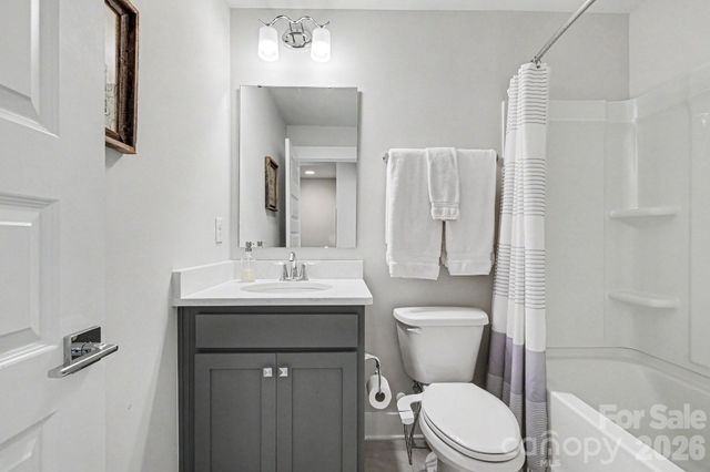 562 West End Drive, Charlotte, NC 28208