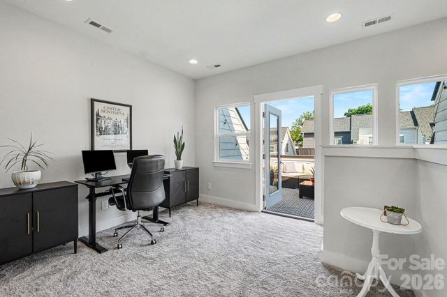 562 West End Drive, Charlotte, NC 28208