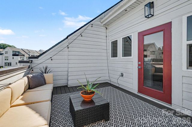 562 West End Drive, Charlotte, NC 28208