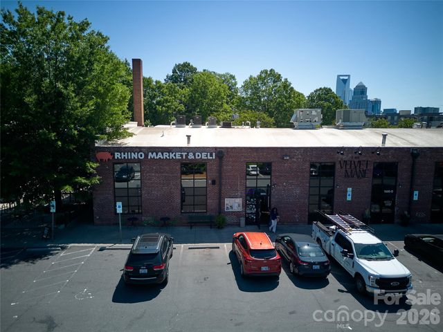 562 West End Drive, Charlotte, NC 28208