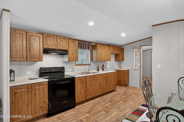 7631 BOB-O-LINK Road, Jacksonville, FL 32219