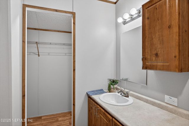 7631 BOB-O-LINK Road, Jacksonville, FL 32219