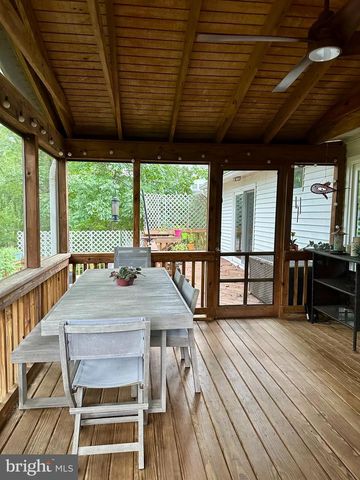 2519 BUCKELEW DR, Falls Church, VA 22046