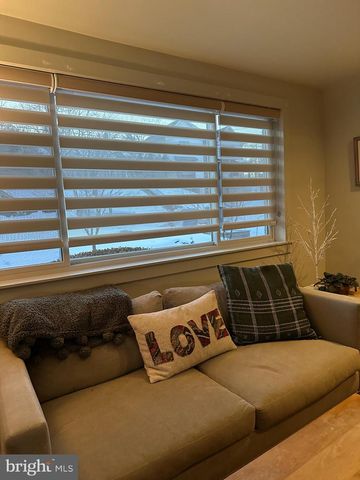 2519 BUCKELEW DR, Falls Church, VA 22046