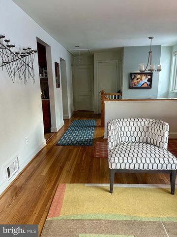 2519 BUCKELEW DR, Falls Church, VA 22046