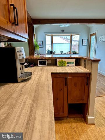 2519 BUCKELEW DR, Falls Church, VA 22046