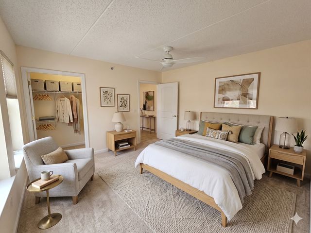 655 Perrie Drive 501, Elk Grove Village, IL 60007