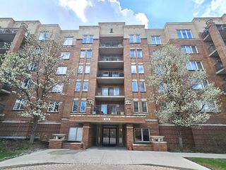 655 Perrie Drive 501, Elk Grove Village, IL 60007