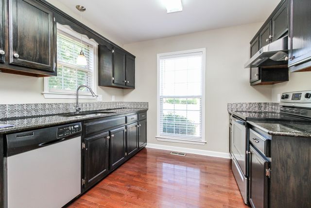 2015 Vancroft Cir, Spring Hill, TN 37174