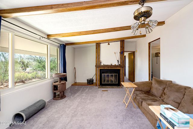 2081 S Diamond Bar Lane, Tucson, AZ 85713