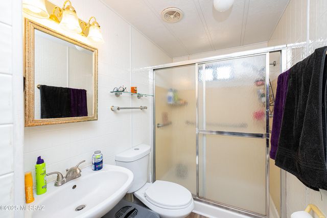 2081 S Diamond Bar Lane, Tucson, AZ 85713