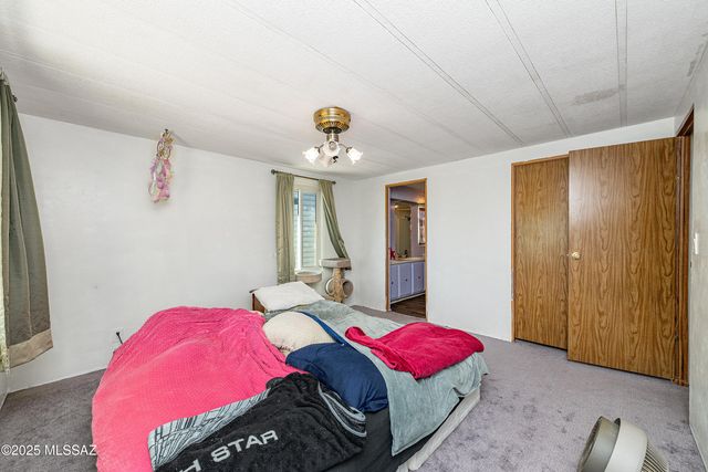 2081 S Diamond Bar Lane, Tucson, AZ 85713