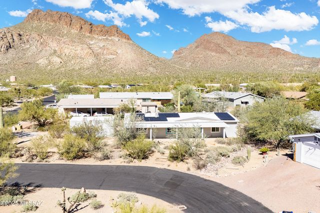 2081 S Diamond Bar Lane, Tucson, AZ 85713