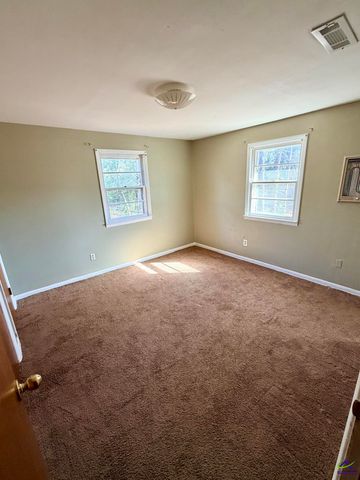 102 Wilson Dr, Centerville, GA 31028