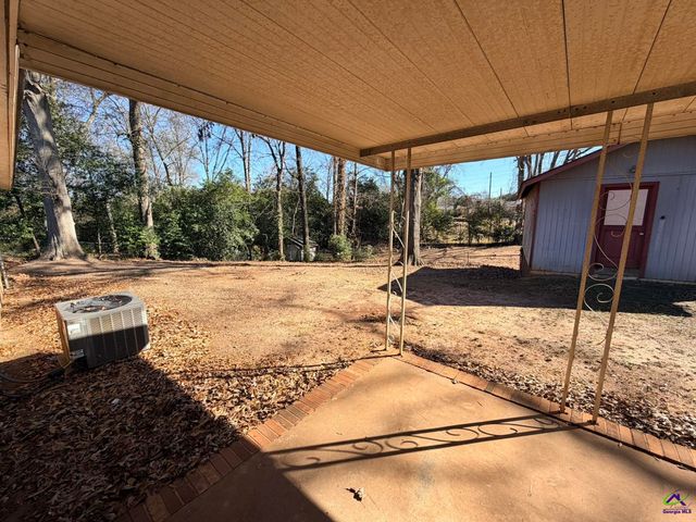 102 Wilson Dr, Centerville, GA 31028