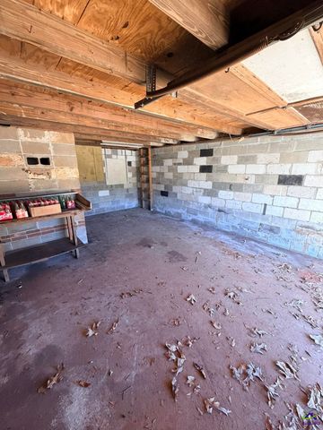 102 Wilson Dr, Centerville, GA 31028