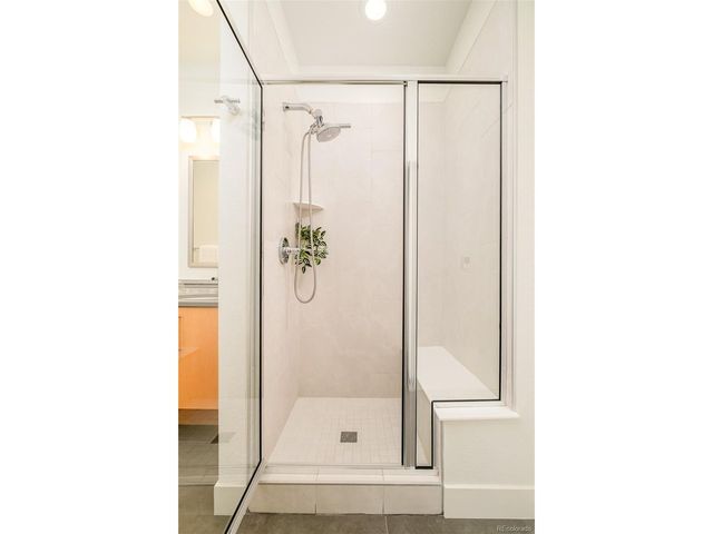5054 Valentia St 103, Denver, CO 80238