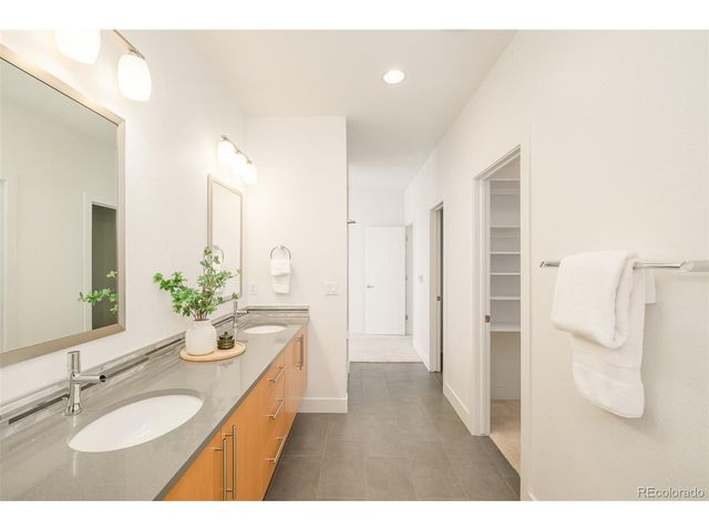 5054 Valentia St 103, Denver, CO 80238
