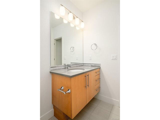 5054 Valentia St 103, Denver, CO 80238