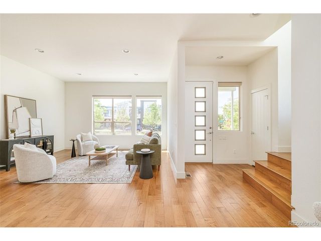 5054 Valentia St 103, Denver, CO 80238
