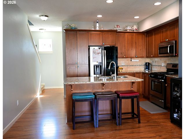 4589 Se LIBBY Ct, Hillsboro, OR 97123