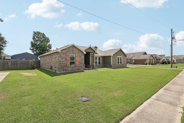 100 Jessica Drive, Dayton, TX 77535